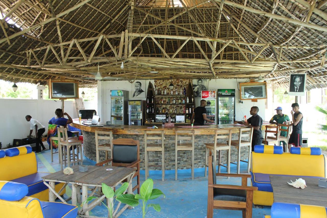 Villa Dahl Beach Resort Daressalam Exterior foto