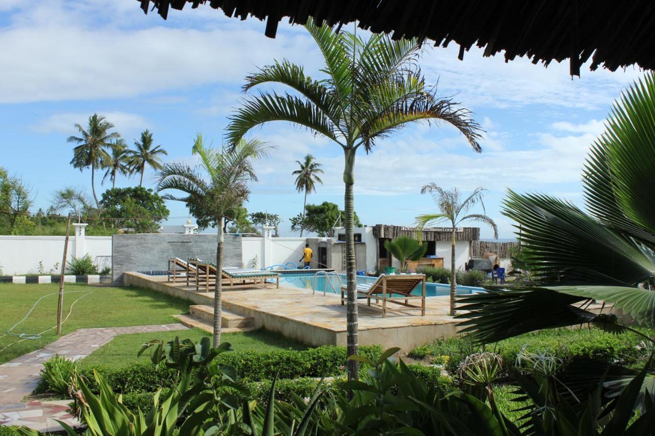 Villa Dahl Beach Resort Daressalam Exterior foto