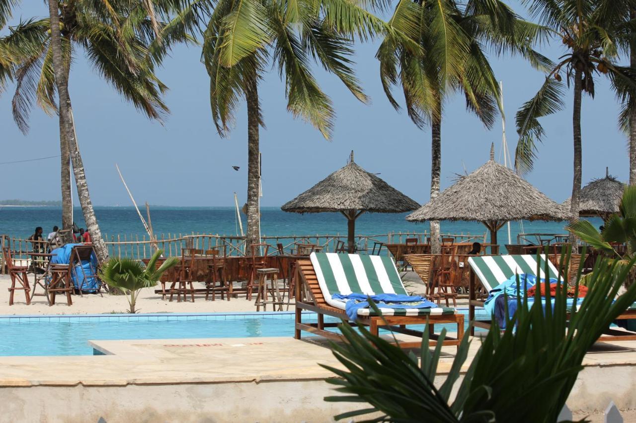 Villa Dahl Beach Resort Daressalam Exterior foto