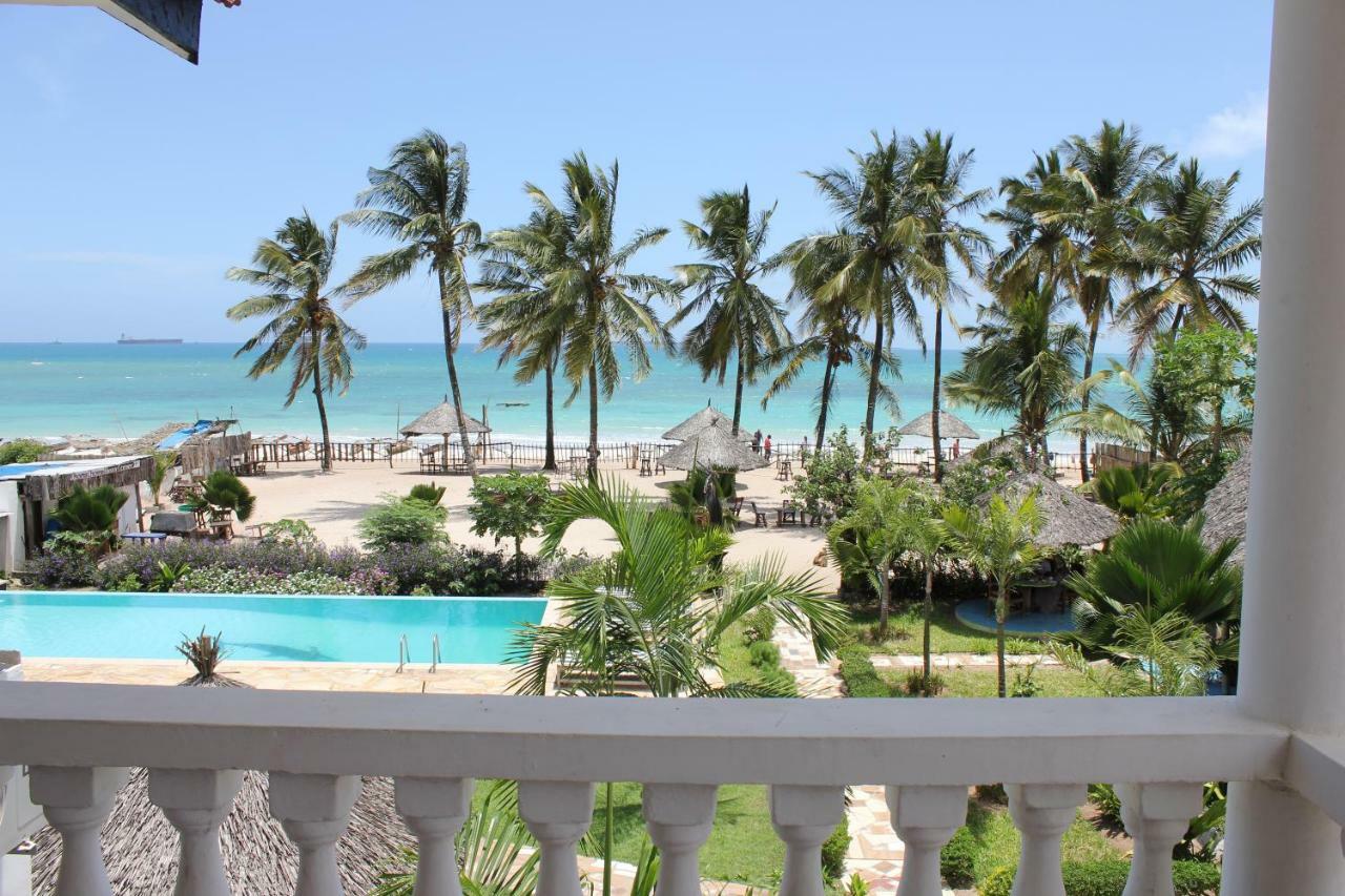 Villa Dahl Beach Resort Daressalam Exterior foto